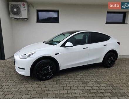 Белый Тесла Model Y, объемом двигателя 0 л и пробегом 212 тыс. км за 17100 $, фото 10 на Automoto.ua