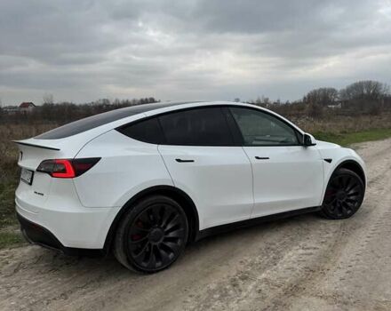 Белый Тесла Model Y, объемом двигателя 0 л и пробегом 119 тыс. км за 24500 $, фото 8 на Automoto.ua