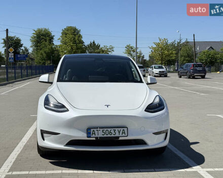 Белый Тесла Model Y, объемом двигателя 0 л и пробегом 110 тыс. км за 27750 $, фото 3 на Automoto.ua