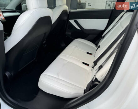 Білий Тесла Model Y, об'ємом двигуна 0 л та пробігом 83 тис. км за 24500 $, фото 14 на Automoto.ua