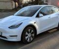 Білий Тесла Model Y, об'ємом двигуна 0 л та пробігом 101 тис. км за 23899 $, фото 28 на Automoto.ua