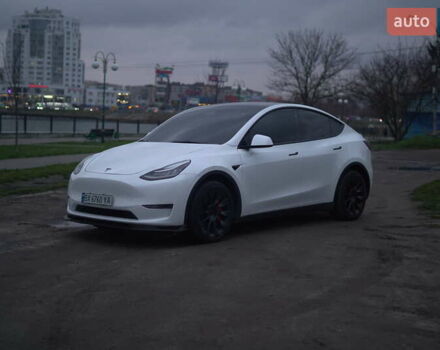Білий Тесла Model Y, об'ємом двигуна 0 л та пробігом 66 тис. км за 23500 $, фото 19 на Automoto.ua