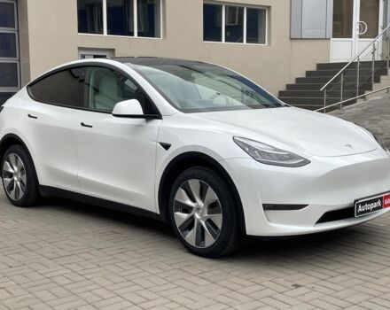 Белый Тесла Model Y, объемом двигателя 0 л и пробегом 32 тыс. км за 39990 $, фото 2 на Automoto.ua