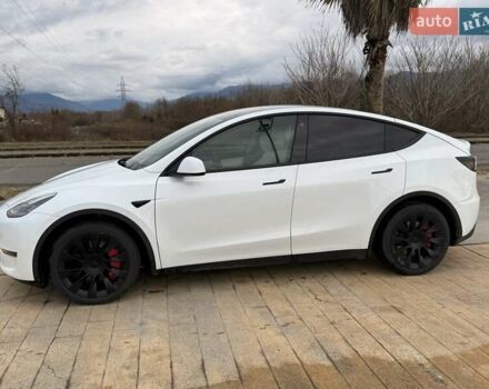 Белый Тесла Model Y, объемом двигателя 0 л и пробегом 58 тыс. км за 23000 $, фото 3 на Automoto.ua