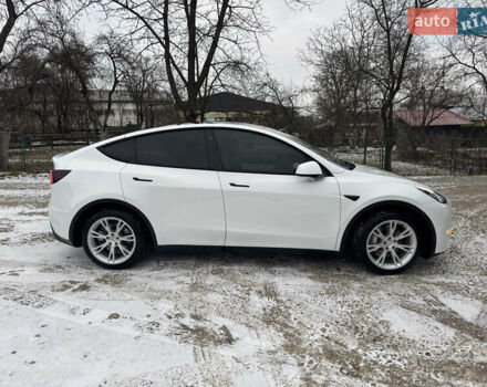 Белый Тесла Model Y, объемом двигателя 0 л и пробегом 60 тыс. км за 29900 $, фото 3 на Automoto.ua