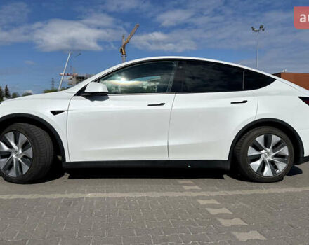 Белый Тесла Model Y, объемом двигателя 0 л и пробегом 44 тыс. км за 28500 $, фото 5 на Automoto.ua