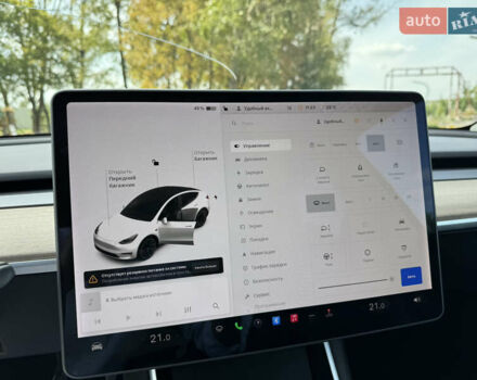 Тесла Model Y 2021 у Краматорске на Automoto.ua Білий Тесла Model Y, об'ємом двигуна 0 л та пробігом 119 тис. км за 19499 $, фото 8 на Automoto.ua