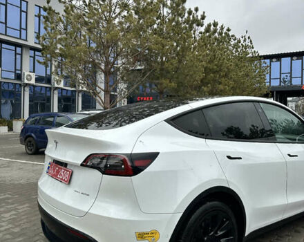 Белый Тесла Model Y, объемом двигателя 0 л и пробегом 79 тыс. км за 25500 $, фото 18 на Automoto.ua