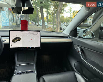 Тесла Model Y 2021 в Николаеве на Automoto.ua Белый Тесла Model Y, объемом двигателя 0 л и пробегом 80 тыс. км за 24999 $, фото 32 на Automoto.ua