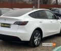 Белый Тесла Model Y, объемом двигателя 75 л и пробегом 45 тыс. км за 35999 $, фото 5 на Automoto.ua