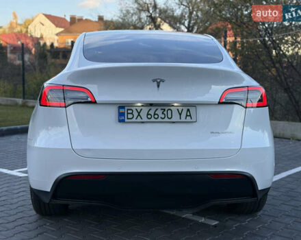 Тесла Model Y 2021 в Хмельницком на Automoto.ua Белый Тесла Model Y, объемом двигателя 0 л и пробегом 83 тыс. км за 25499 $, фото 26 на Automoto.ua