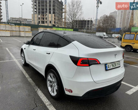 Білий Тесла Model Y, об'ємом двигуна 0 л та пробігом 114 тис. км за 24000 $, фото 5 на Automoto.ua