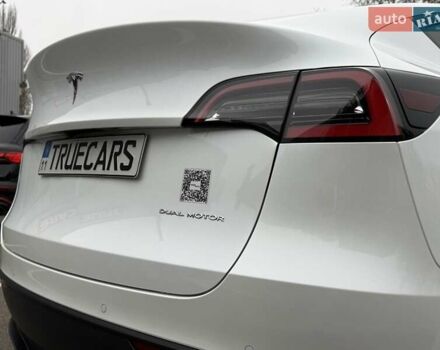 Белый Тесла Model Y, объемом двигателя 0 л и пробегом 80 тыс. км за 25500 $, фото 9 на Automoto.ua