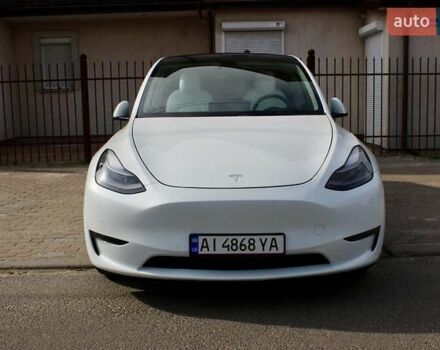 Белый Тесла Model Y, объемом двигателя 0 л и пробегом 67 тыс. км за 27000 $, фото 1 на Automoto.ua