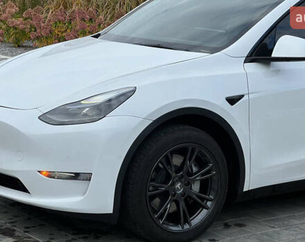 Тесла Model Y 2021 в Луцке на Automoto.ua Белый Тесла Model Y, объемом двигателя 0 л и пробегом 69 тыс. км за 22400 $, фото 4 на Automoto.ua