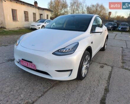 Білий Тесла Model Y, об'ємом двигуна 0 л та пробігом 86 тис. км за 25300 $, фото 8 на Automoto.ua