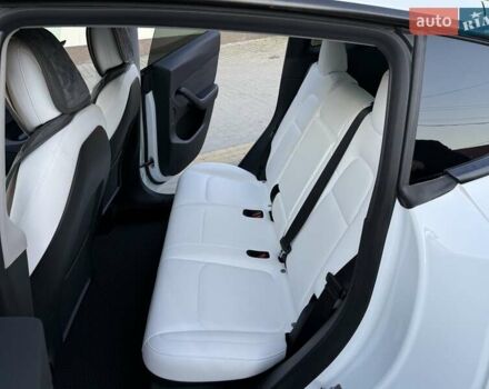 Белый Тесла Model Y, объемом двигателя 0 л и пробегом 78 тыс. км за 26800 $, фото 24 на Automoto.ua
