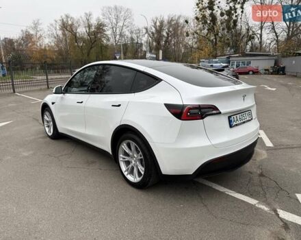Белый Тесла Model Y, объемом двигателя 0 л и пробегом 68 тыс. км за 24900 $, фото 4 на Automoto.ua