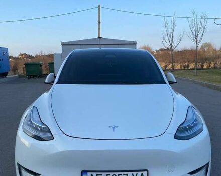 Белый Тесла Model Y, объемом двигателя 0 л и пробегом 70 тыс. км за 26750 $, фото 10 на Automoto.ua