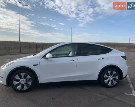 Белый Тесла Model Y, объемом двигателя 0 л и пробегом 83 тыс. км за 19499 $, фото 6 на Automoto.ua