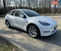 Белый Тесла Model Y, объемом двигателя 0 л и пробегом 64 тыс. км за 32500 $, фото 25 на Automoto.ua