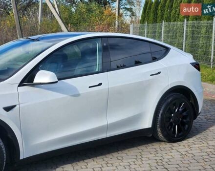 Белый Тесла Model Y, объемом двигателя 0 л и пробегом 98 тыс. км за 22500 $, фото 5 на Automoto.ua