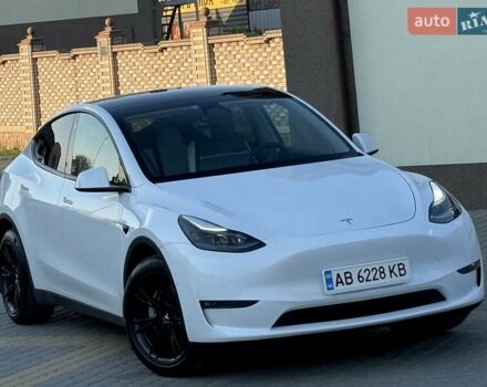 Білий Тесла Model Y, об'ємом двигуна 0 л та пробігом 78 тис. км за 26800 $, фото 35 на Automoto.ua