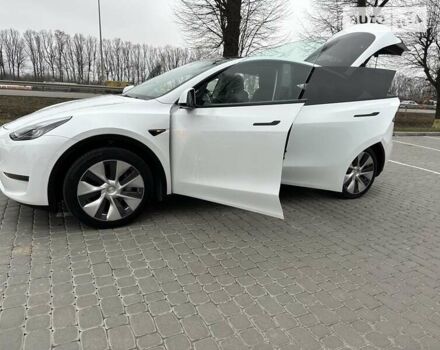 Білий Тесла Model Y, об'ємом двигуна 0 л та пробігом 41 тис. км за 32555 $, фото 37 на Automoto.ua