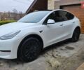 Белый Тесла Model Y, объемом двигателя 0 л и пробегом 99 тыс. км за 20000 $, фото 1 на Automoto.ua