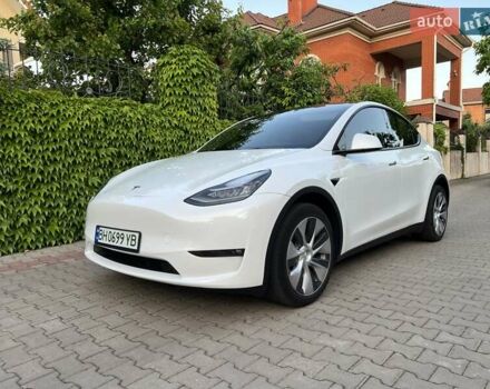 Белый Тесла Model Y, объемом двигателя 0 л и пробегом 69 тыс. км за 25500 $, фото 8 на Automoto.ua