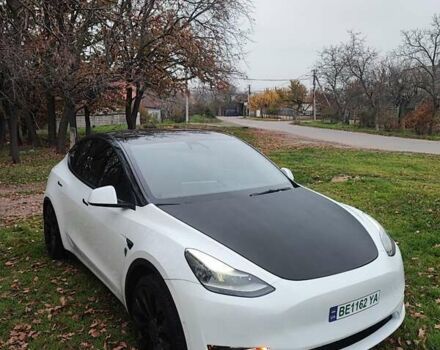 Белый Тесла Model Y, объемом двигателя 0 л и пробегом 59 тыс. км за 25999 $, фото 3 на Automoto.ua