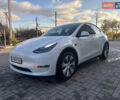 Белый Тесла Model Y, объемом двигателя 0 л и пробегом 23 тыс. км за 28000 $, фото 1 на Automoto.ua