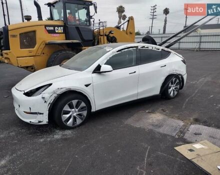 Белый Тесла Model Y, объемом двигателя 0 л и пробегом 30 тыс. км за 14900 $, фото 1 на Automoto.ua