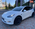 Белый Тесла Model Y, объемом двигателя 0 л и пробегом 39 тыс. км за 27300 $, фото 2 на Automoto.ua