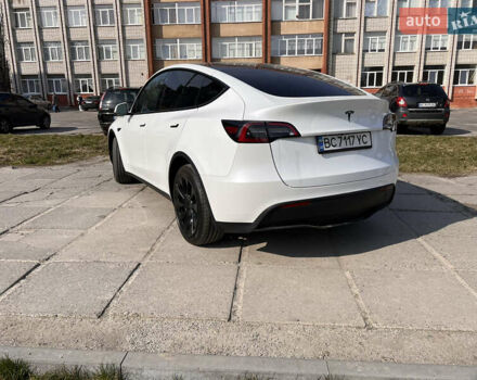 Білий Тесла Model Y, об'ємом двигуна 0 л та пробігом 15 тис. км за 27500 $, фото 4 на Automoto.ua