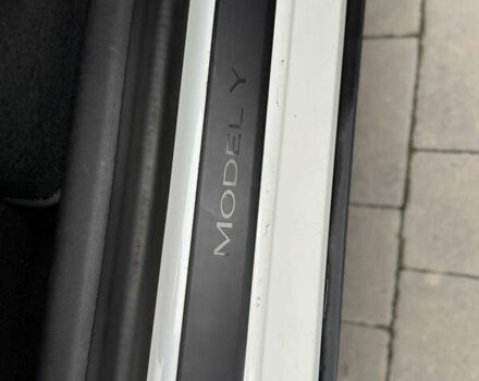 Білий Тесла Model Y, об'ємом двигуна 0 л та пробігом 116 тис. км за 26500 $, фото 17 на Automoto.ua
