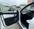 Белый Тесла Model Y, объемом двигателя 0 л и пробегом 144 тыс. км за 21000 $, фото 16 на Automoto.ua