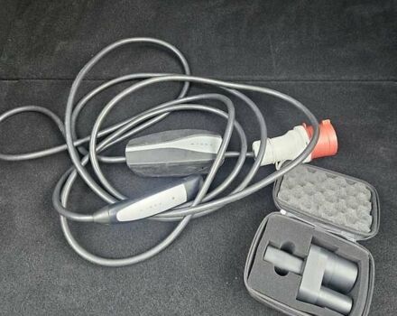 Тесла Model Y 2021 в Ровно на Automoto.ua Белый Тесла Model Y, объемом двигателя 0 л и пробегом 133 тыс. км за 22000 $, фото 29 на Automoto.ua