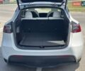 Белый Тесла Model Y, объемом двигателя 0 л и пробегом 34 тыс. км за 31999 $, фото 22 на Automoto.ua