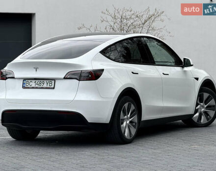 Белый Тесла Model Y, объемом двигателя 0 л и пробегом 36 тыс. км за 30500 $, фото 4 на Automoto.ua