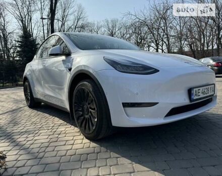 Белый Тесла Model Y, объемом двигателя 0 л и пробегом 56 тыс. км за 40500 $, фото 7 на Automoto.ua