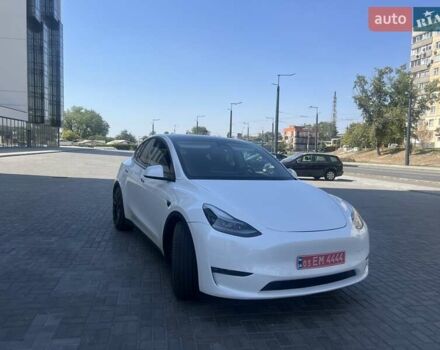 Белый Тесла Model Y, объемом двигателя 0 л и пробегом 40 тыс. км за 29000 $, фото 12 на Automoto.ua