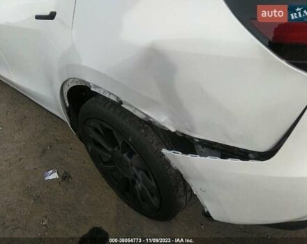 Белый Тесла Model Y, объемом двигателя 0 л и пробегом 58 тыс. км за 23000 $, фото 14 на Automoto.ua