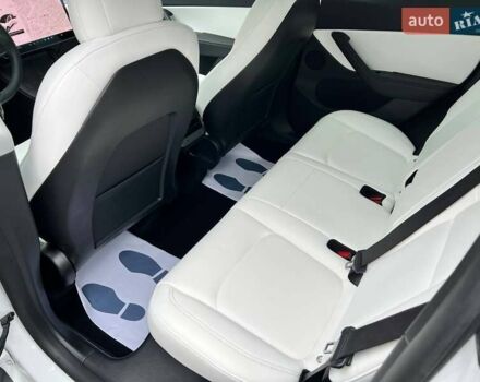Белый Тесла Model Y, объемом двигателя 0 л и пробегом 47 тыс. км за 23499 $, фото 63 на Automoto.ua