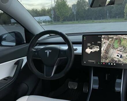 Белый Тесла Model Y, объемом двигателя 0 л и пробегом 39 тыс. км за 25999 $, фото 13 на Automoto.ua