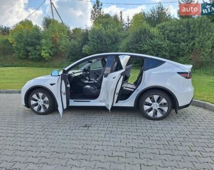Білий Тесла Model Y, об'ємом двигуна 0 л та пробігом 75 тис. км за 30000 $, фото 14 на Automoto.ua