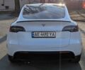 Білий Тесла Model Y, об'ємом двигуна 0 л та пробігом 101 тис. км за 23899 $, фото 6 на Automoto.ua