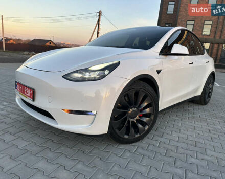 Білий Тесла Model Y, об'ємом двигуна 0 л та пробігом 105 тис. км за 24900 $, фото 15 на Automoto.ua