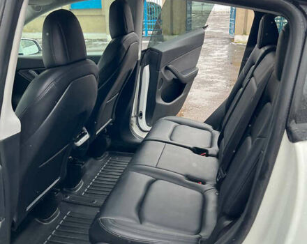 Білий Тесла Model Y, об'ємом двигуна 0 л та пробігом 88 тис. км за 24900 $, фото 29 на Automoto.ua