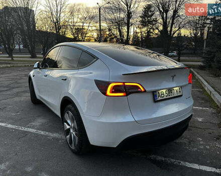 Белый Тесла Model Y, объемом двигателя 0 л и пробегом 55 тыс. км за 25450 $, фото 5 на Automoto.ua